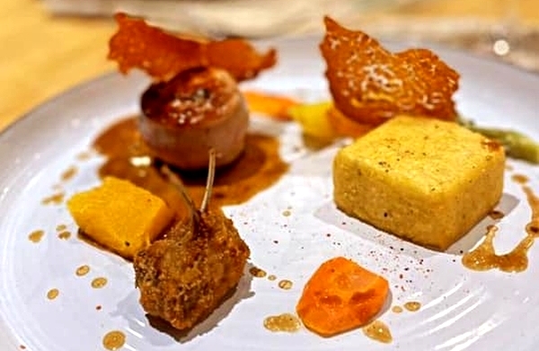 Repas de noël en entreprise à Annecy